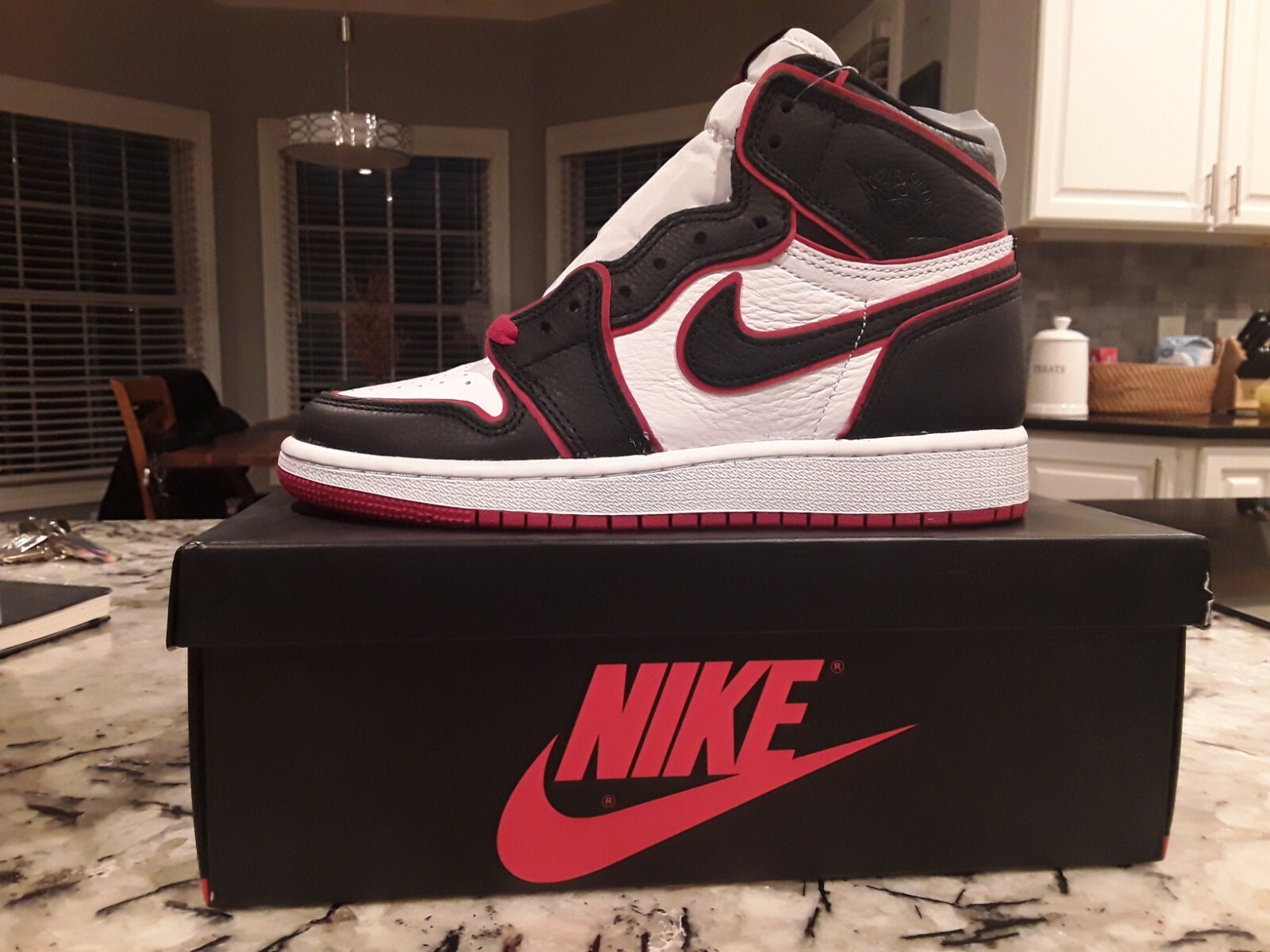 aj1 bloodline gs