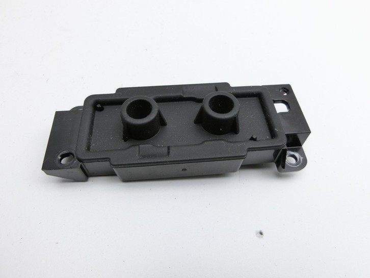 Tesla Model S Palladium 21-25 Mikrofon Links Tesla Model S Palladium 21-25 30.07.2024 1609181-00-B gebraucht Vorschau 2