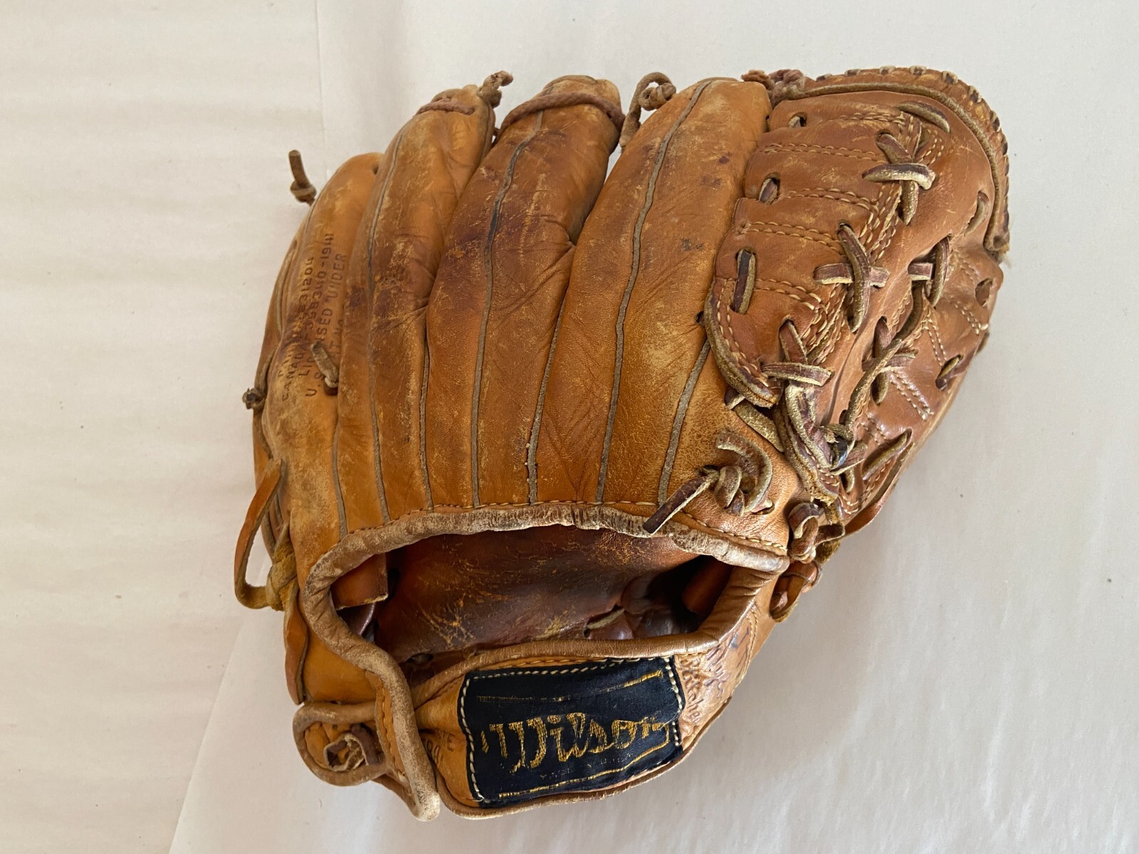 Vintage Wilson Baseball Glove Mitt RARE “The A2010” Pro Vintage Wilson Baseball Glove Mitt RARE “The A2010” Pro