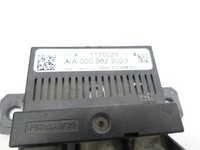 Mercedes GLK X204 12-15 Relais Lastrelais Stützpunktregelung Mercedes GLK X204 12-15 23.05.2013 A0009822023 1110029... Vorschau 2