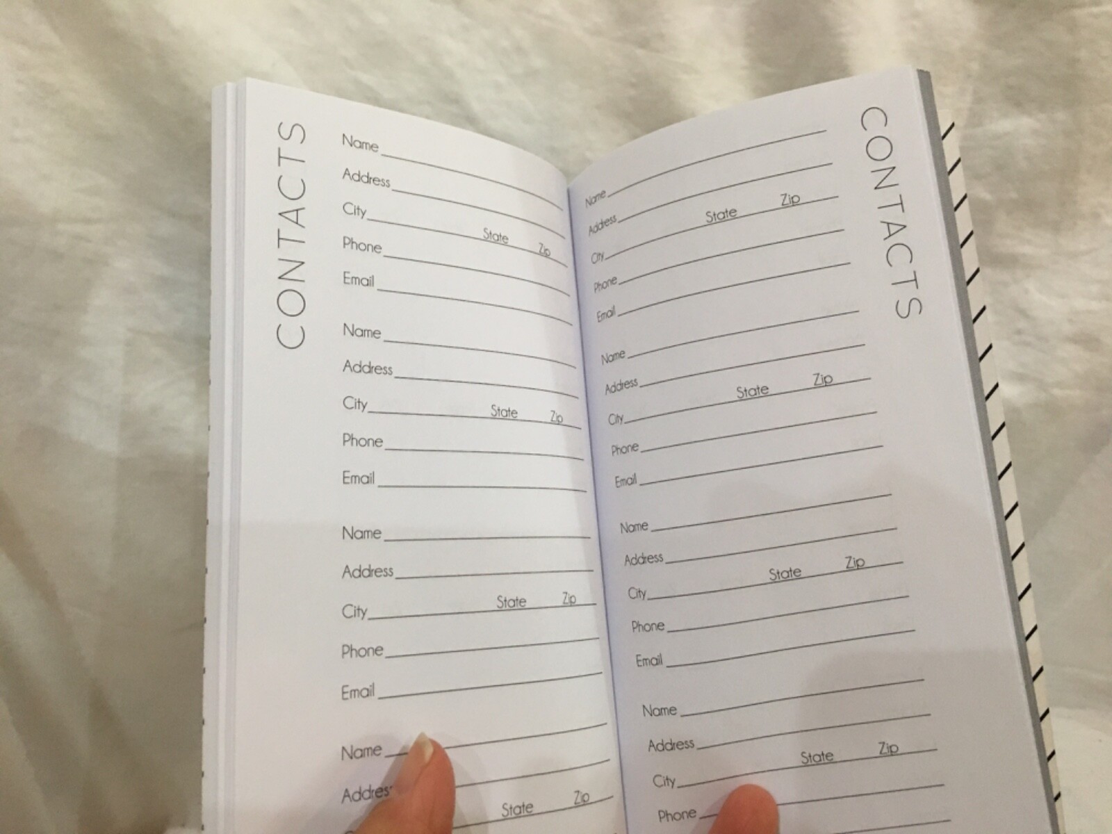 Pen & Gear April 2024 March  2026 2 Year Monthly Pocket Mini Planner 3.75"x6.75"