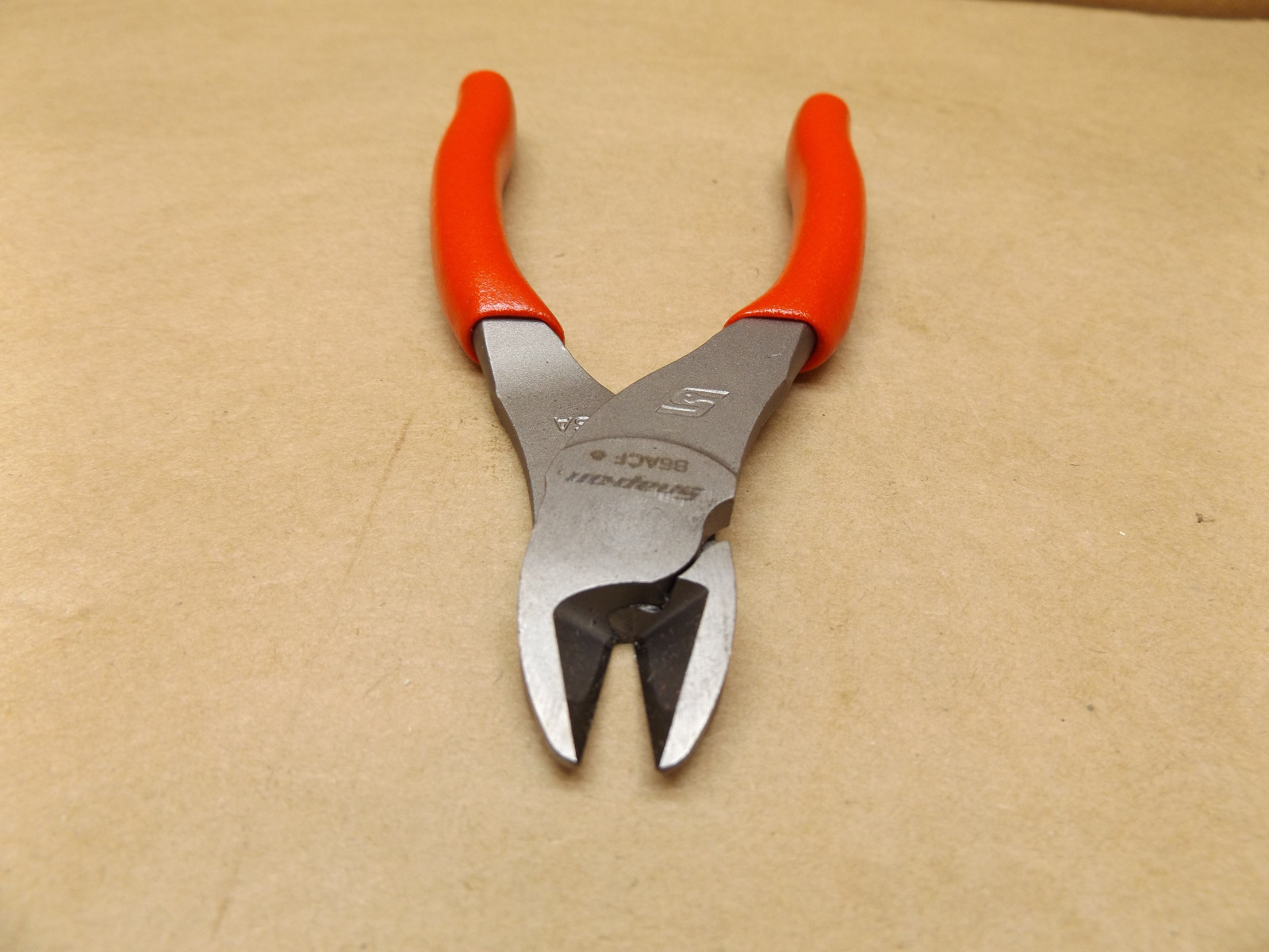 Snap-on 86ACF VectorEdge Cutters, Diagonal, Vinyl Grips, 6