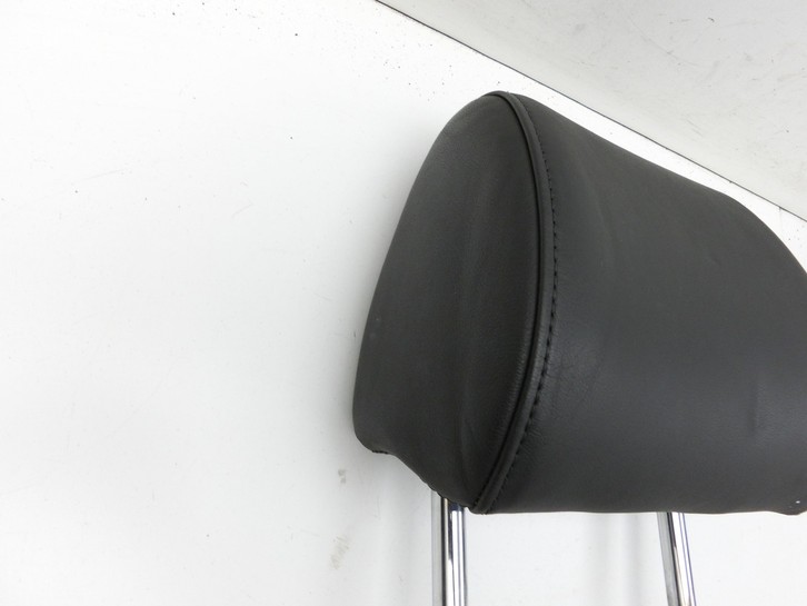 Audi A4 B6 8H 02-05 Kopfstütze Links Hinten Audi A4 B6 8H 02-05 17.05.2005 8H0885905A gebraucht Vorschau 2