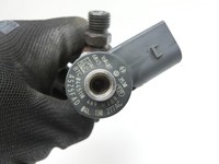 Audi A3 8V 12-16 TDI 2,0 110KW Injektor Einspritzdüse Zyl.1 Audi A3 8V 12-16 17.06.2016 04L130277AC 0445110469 gebraucht Vorschau 5
