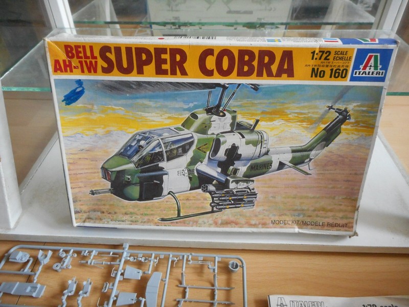 Italeri Bell Ah-1w Super Cobra On 1:72 In Box Model Kit