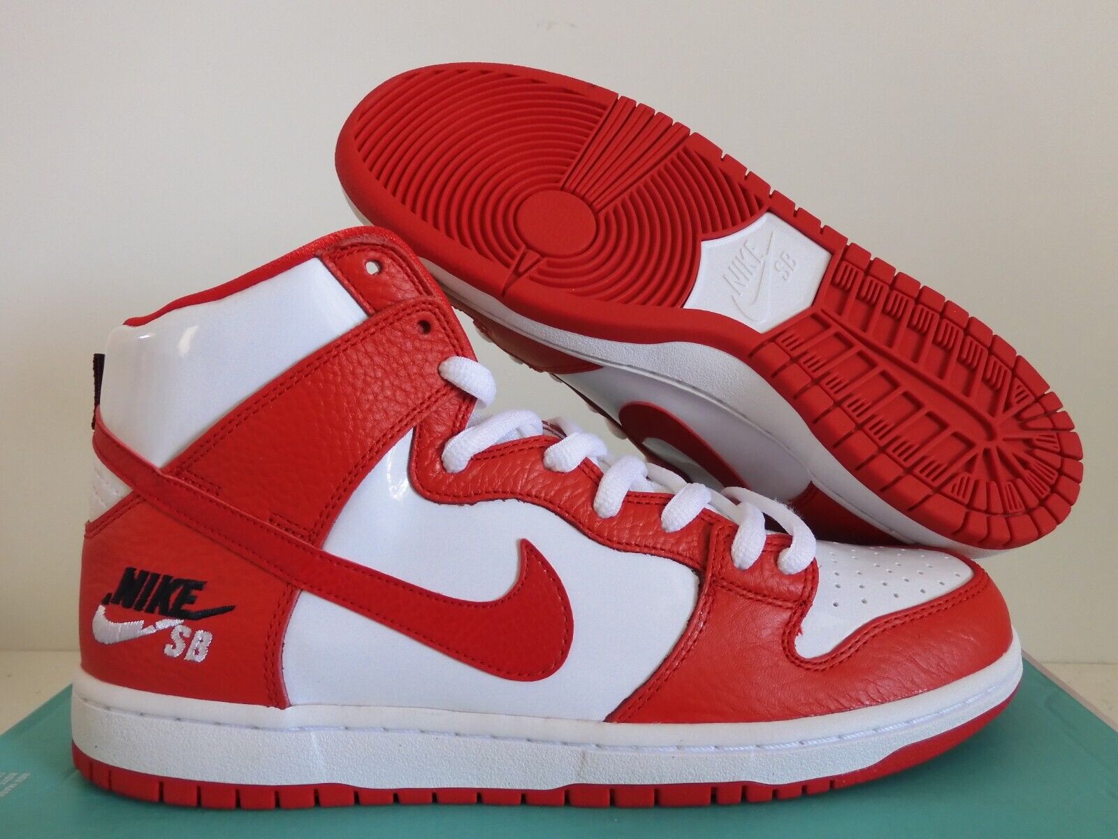 NIKE SB ZOOM DUNK HIGH PRO NIKE SB ZOOM DUNK HIGH PRO
