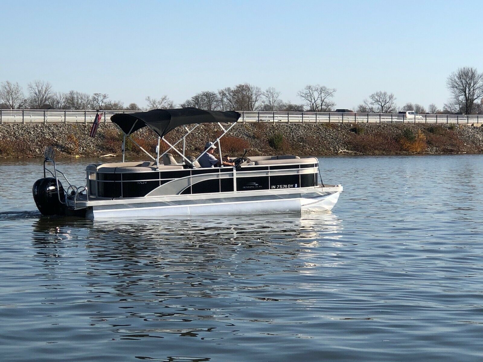 2017 Bennington 24' Tritoon Mercury 150 Hp Efi Used Bennington 24