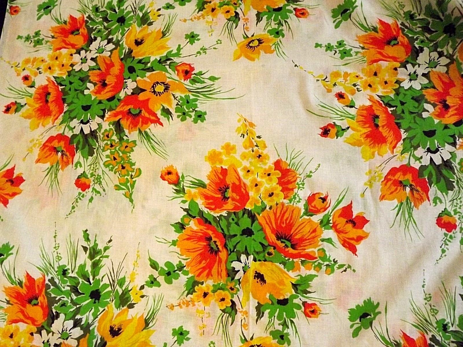 Vintage Daisy Floral Fabric 5 yds. 45