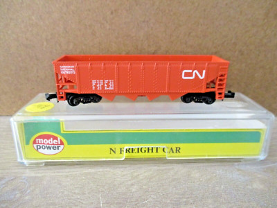 MODEL POWER WAGON TREMIE ''CN'' 789012 à BOGIES + boite  éch N réf 3425 (hopper)