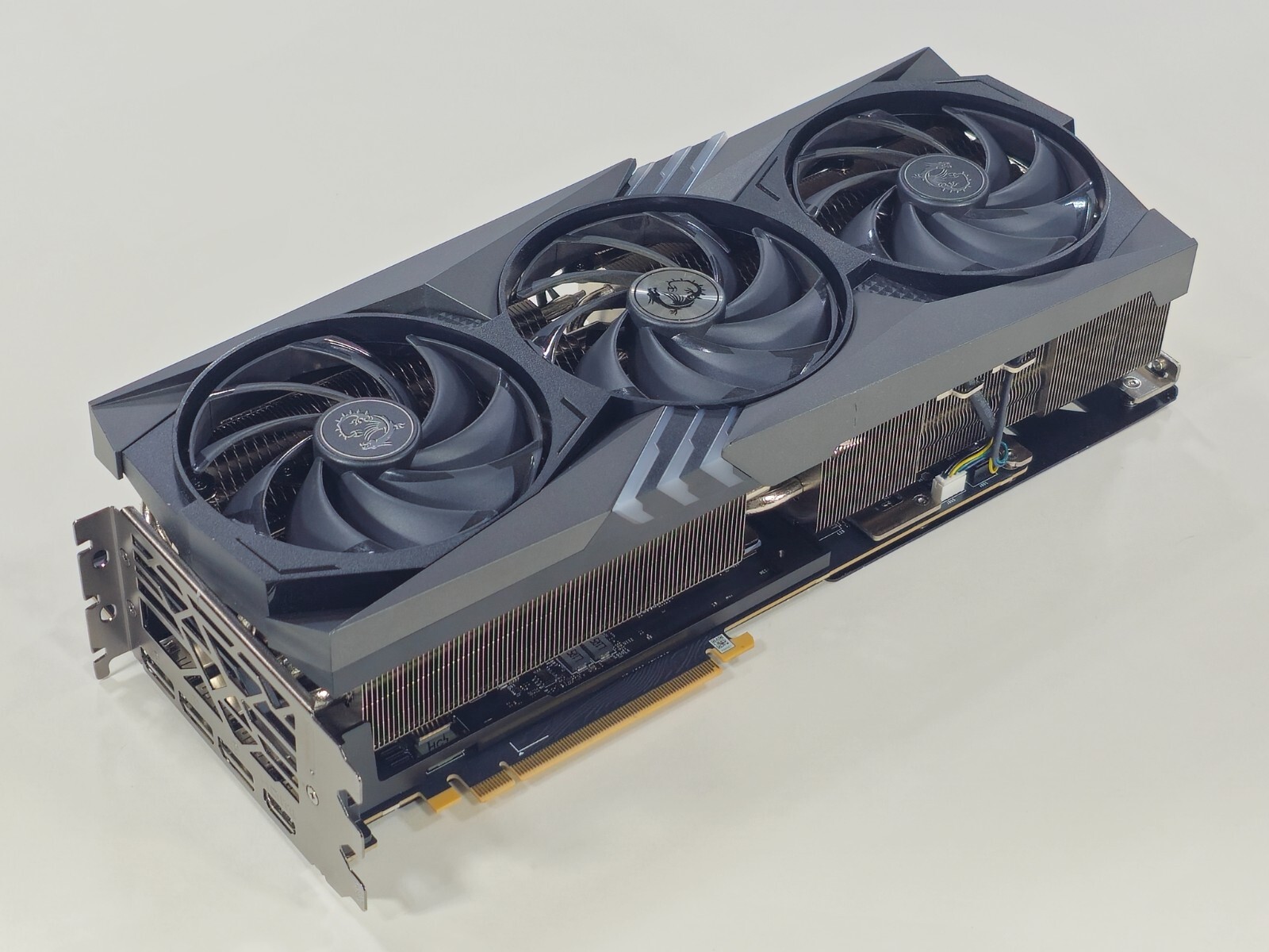 MSI GeForce RTX 4090 GAMING X TRIO 24GB 24G 384-bit GDDR6X MSI GeForce RTX 4090 GAMING X TRIO 24GB 24G 384-bit GDDR6X