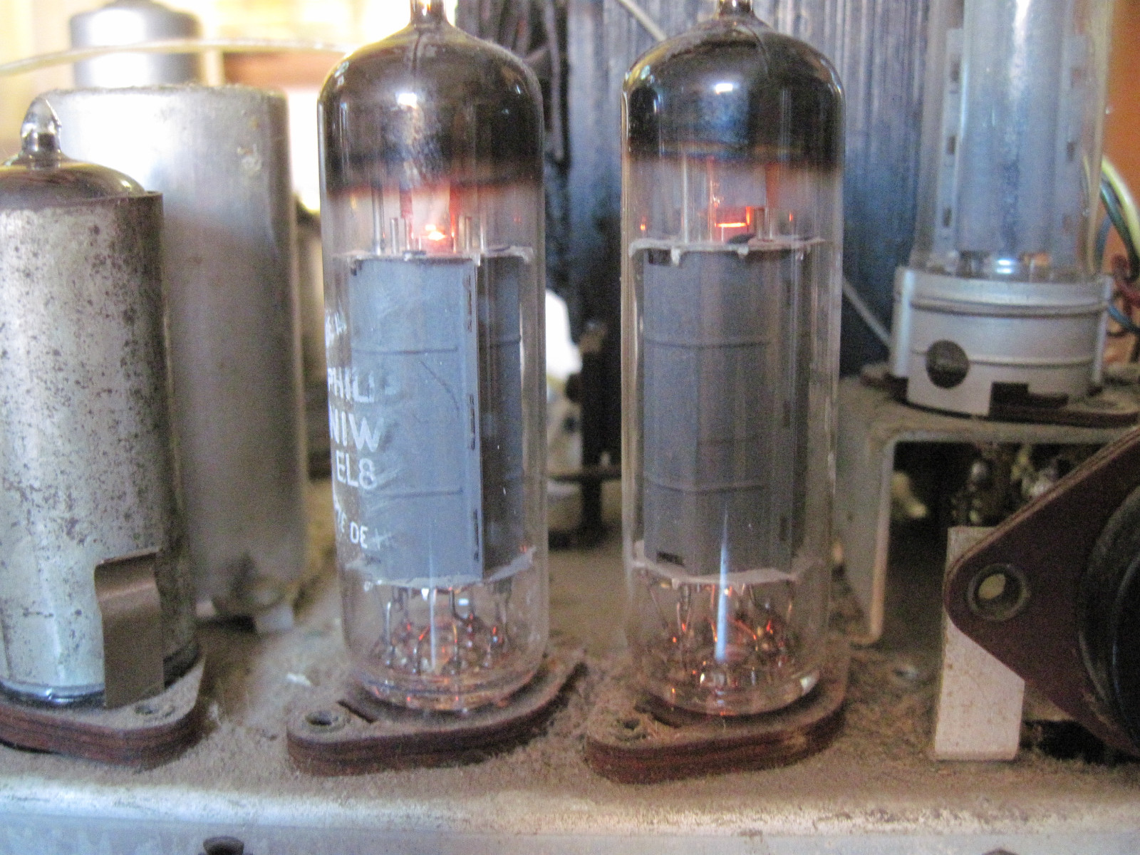 Vintage Philips FX 824 A/54 Tube Radio Amp Chassis parted out of stereo console