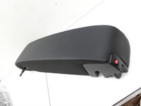 Mercedes C205 C400 15-18 Armlehne Mittelarmlehne Auflage mit für Rücksitzbank Mercedes C205 C400 15-18 04.05.2017... Vorschau 4