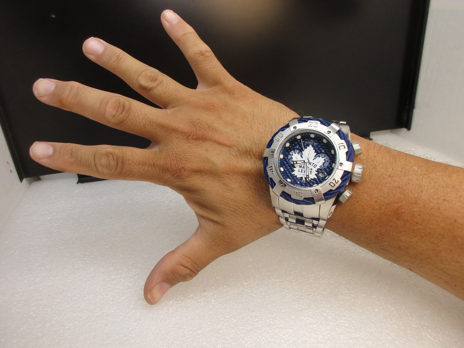 Pre-owned Invicta 2 Big Watches 60mm Nhl Toronto Maple Leafs 42195 And 53mm Bolt 42017