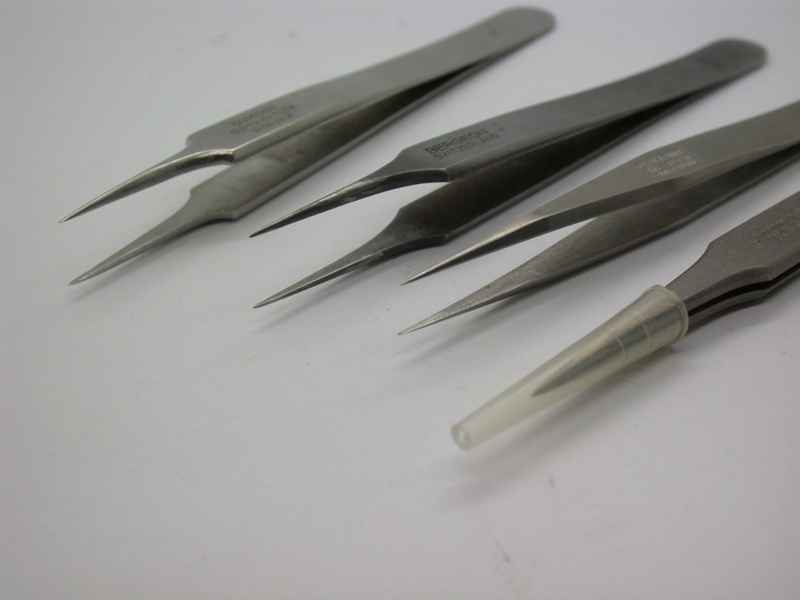 4 Watchmakers Set of Tweezers Dumont & Bergeon Watch Repair Tools - 7A2