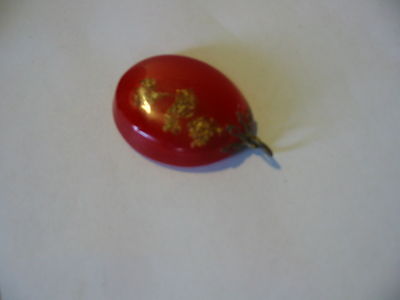 Vintage Pendant GOLD FLAKE in LUCITE RESIN red approx 1 1/2''