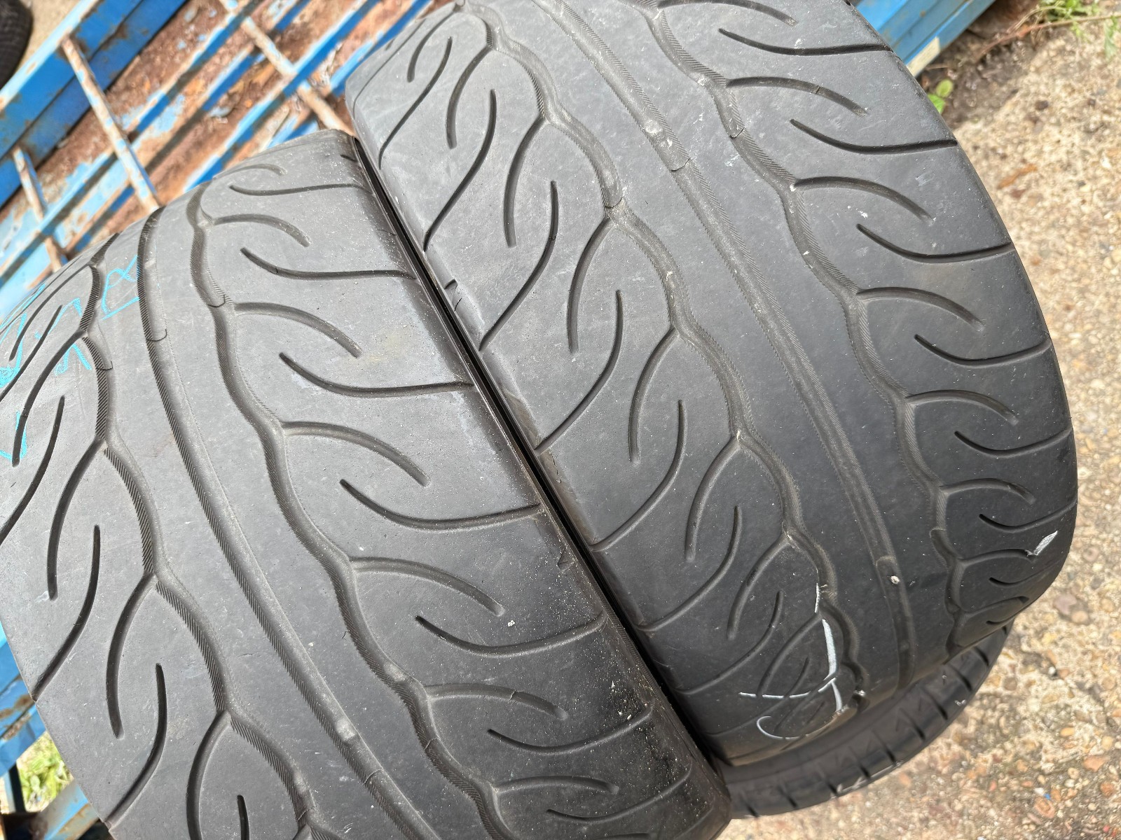 255 35 18 Yokohama, Advan Neova, 90W, x2 A Pair 5.2mm (F1_tyres) YD141