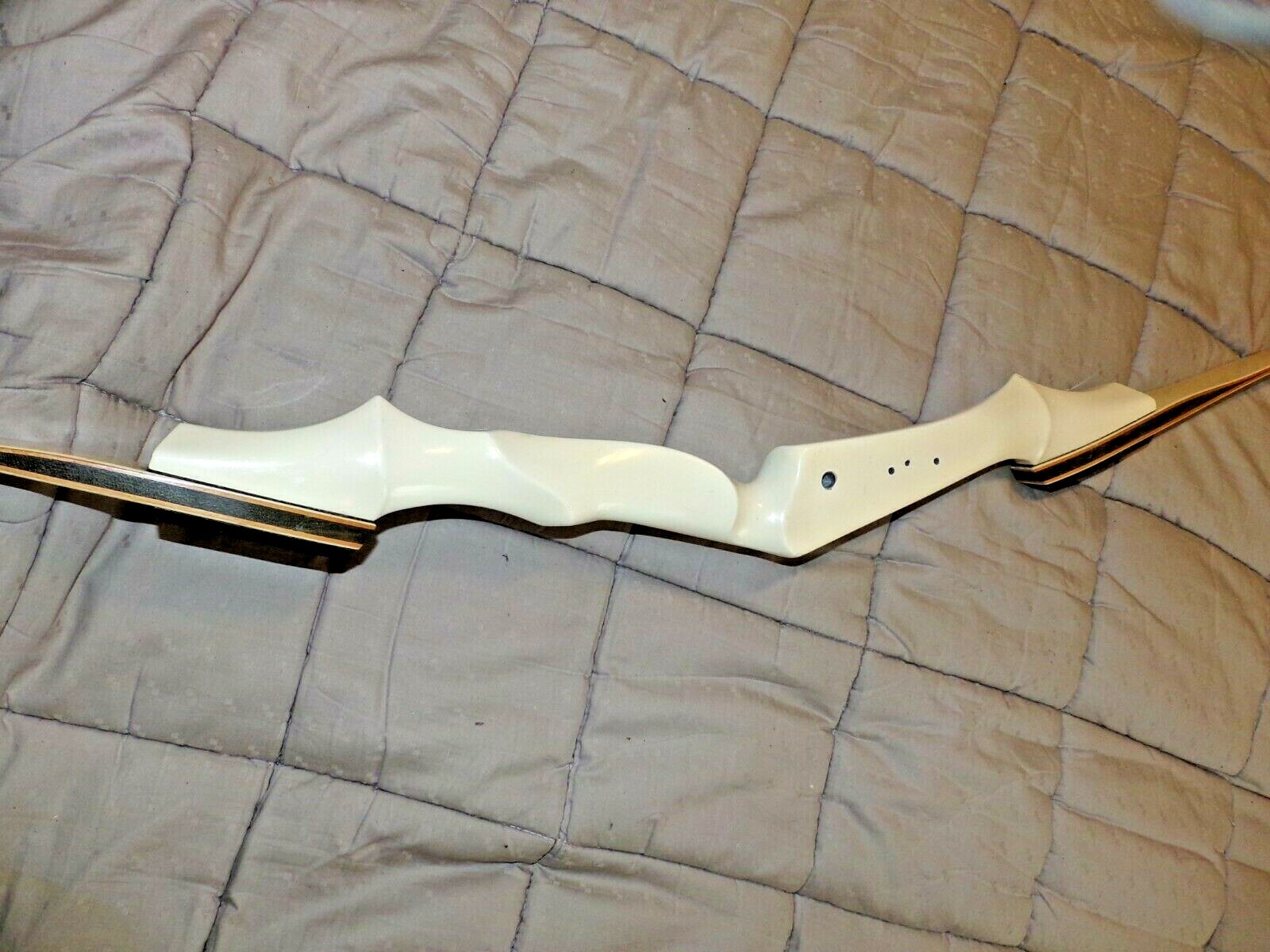 rare amf WING  archery slim line competition 2 take down recurve bow RH 70