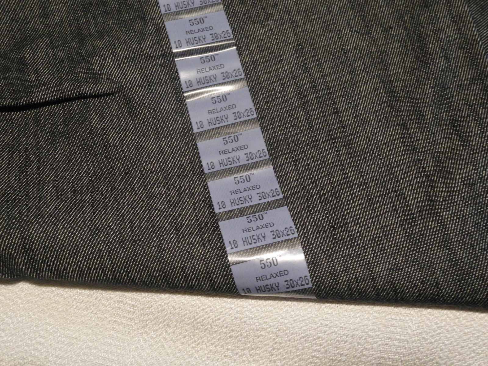 Levi's 550 Boy's Relaxed Fit Tapered Leg Denim Jeans Sz 10 Husky 30 x 26 NWT