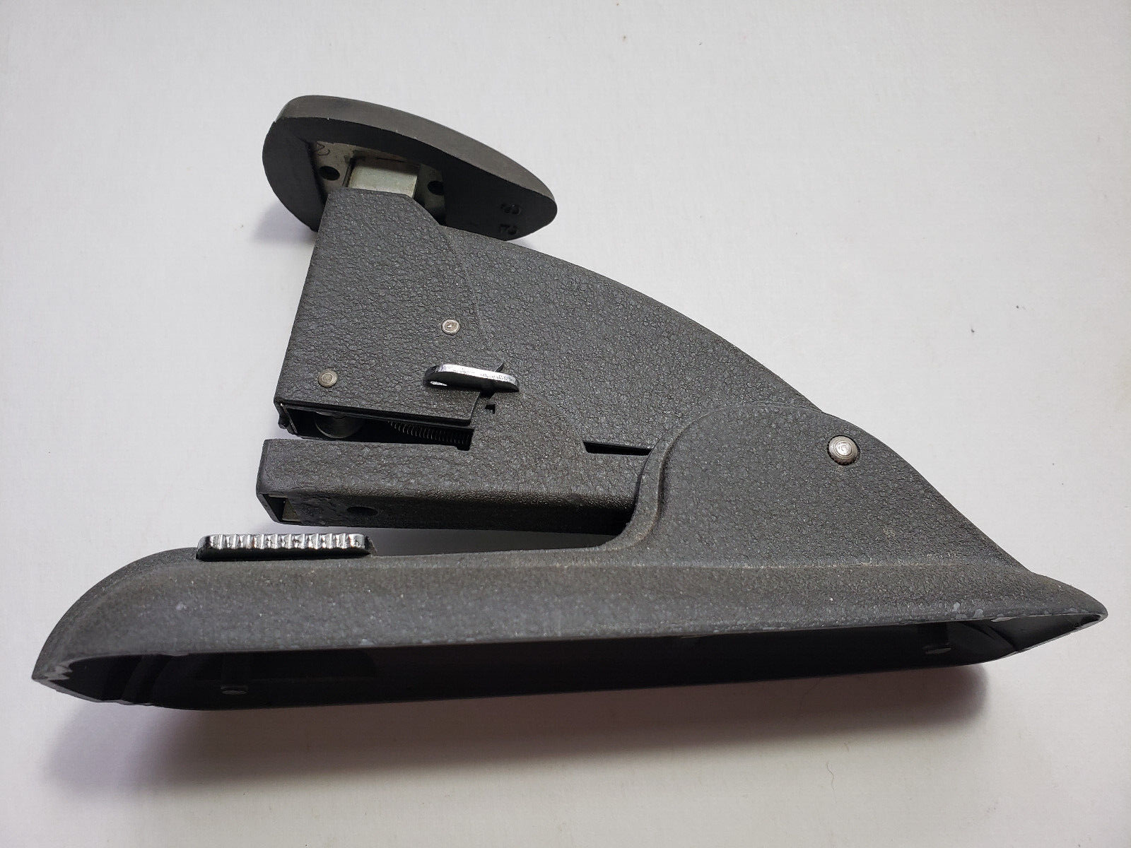 VINTAGE SWINGLINE NO 3 SPEED STAPLER 1940s Brushed GRAY DESK Pat 2424649-2267719 | eBay VINTAGE SWINGLINE NO 3 SPEED STAPLER 1940s Brushed GRAY DESK Pat 2424649-2267719 | eBay