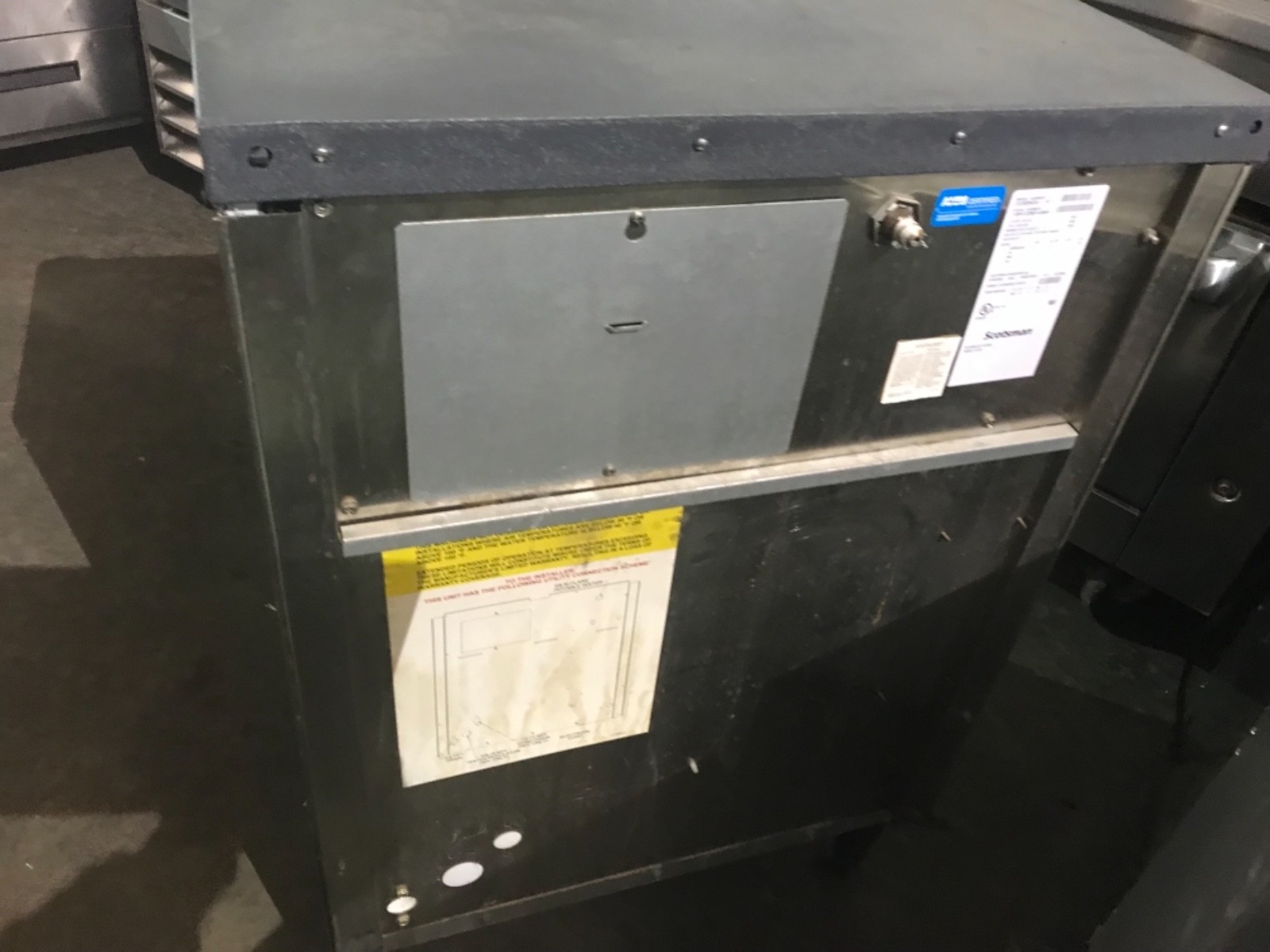 Scotsman CU2026SA-1A  cube ice machine with bin