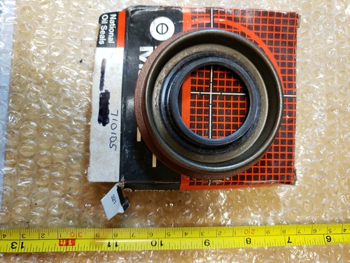 Noble - し NOS Genuine NOK 15522062 Rear Wheel Seal In National 710105