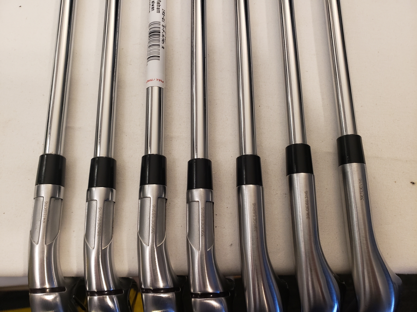 Used TaylorMade Qi 2024 Iron Set (5-PW, AW) 7 Irons - KBS MAX MT 85 Reg - RH