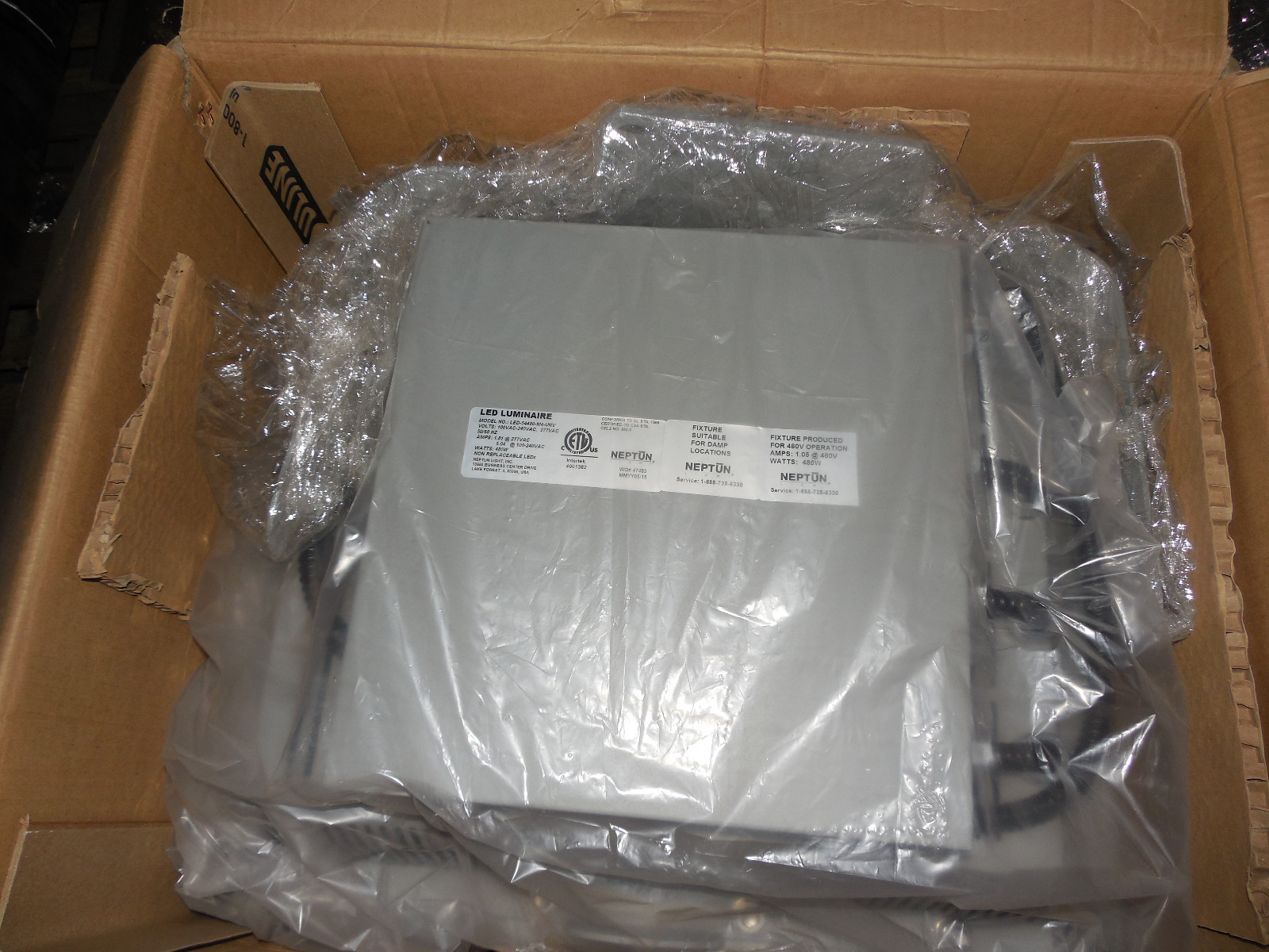 Neptun LED High Output Modular High Bay Warehouse Light Fixture 480w 56600 Lumen