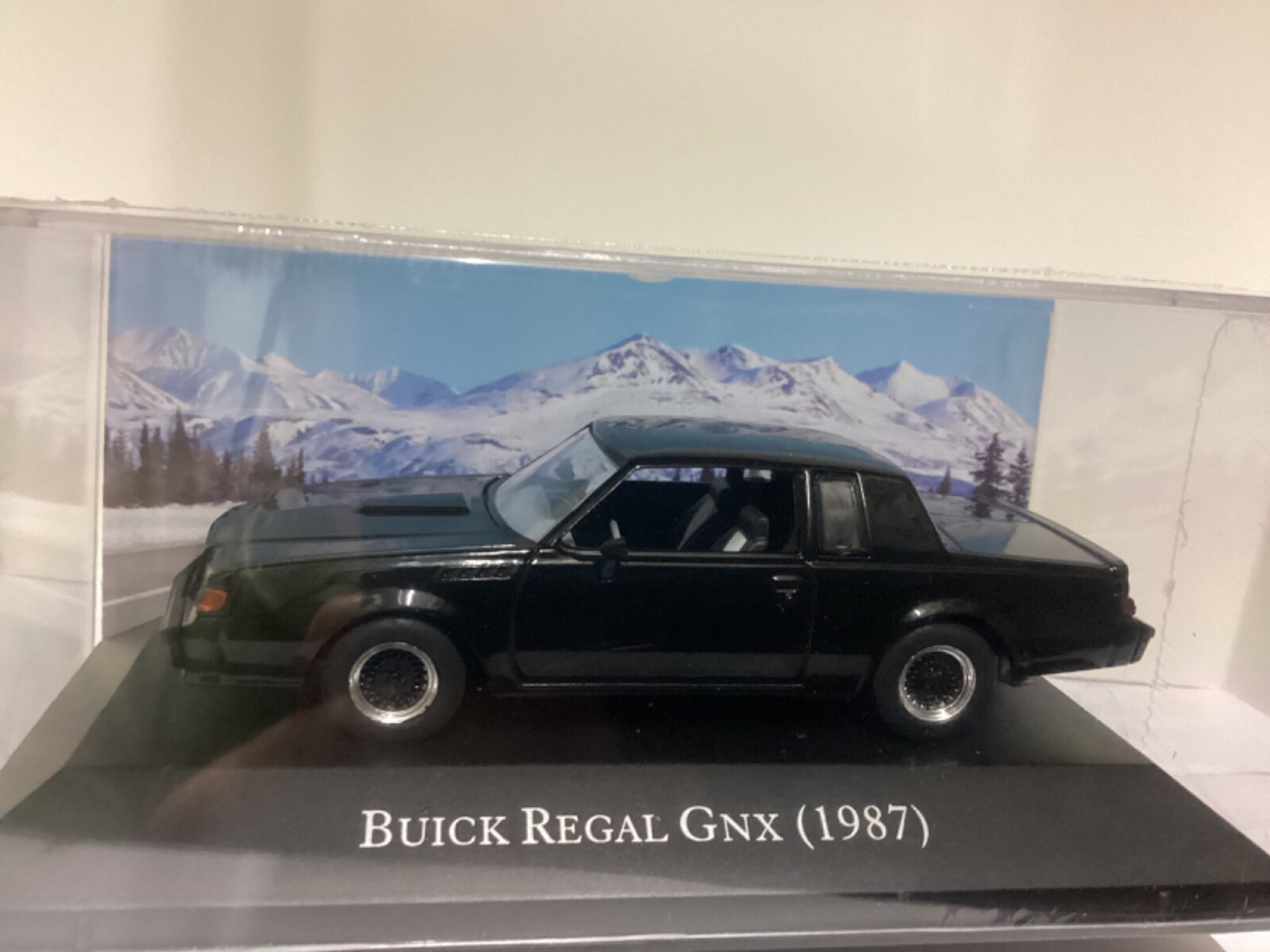 American Coches Buick Regal Gnx 1987 , 1:43 , Die-Cast