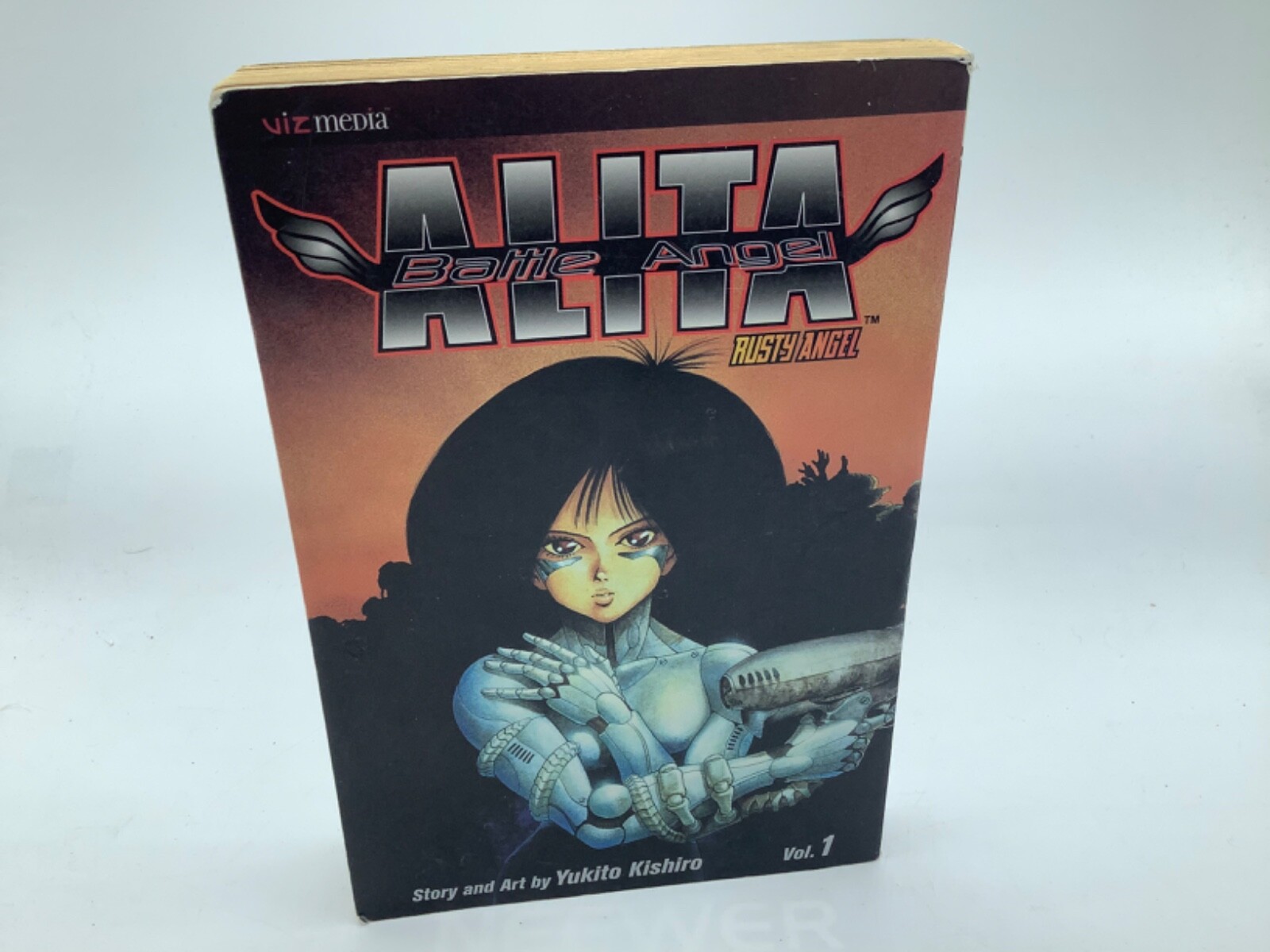 【中古】 Battle Angel Alita, Volume 6: Angel &amp; the Vampire/VIZ LLC/Yukito Kishiro Battle Angel Alita Part One #6 (1992, Viz Select) VF Yukito