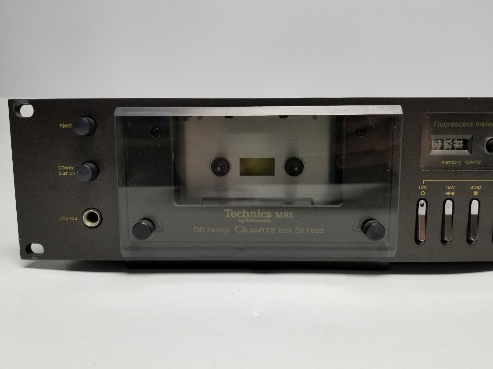 Technics M-85 Stereo Cassette Deck Quartz-Locked Direct Technics M-85 Stereo Cassette Deck Quartz-Locked Direct