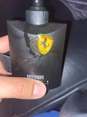 Foto dell'oggetto di un acquirente verificato