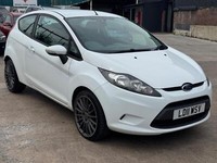 FORD FIESTA 2011 in white manual. Clean small cheap car.  1.4 TDCi [70] Edge 3dr