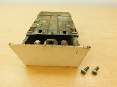 ASHTRAY - DASH MOUNTED - 1958 STUDEBAKER 58SC1-1P8