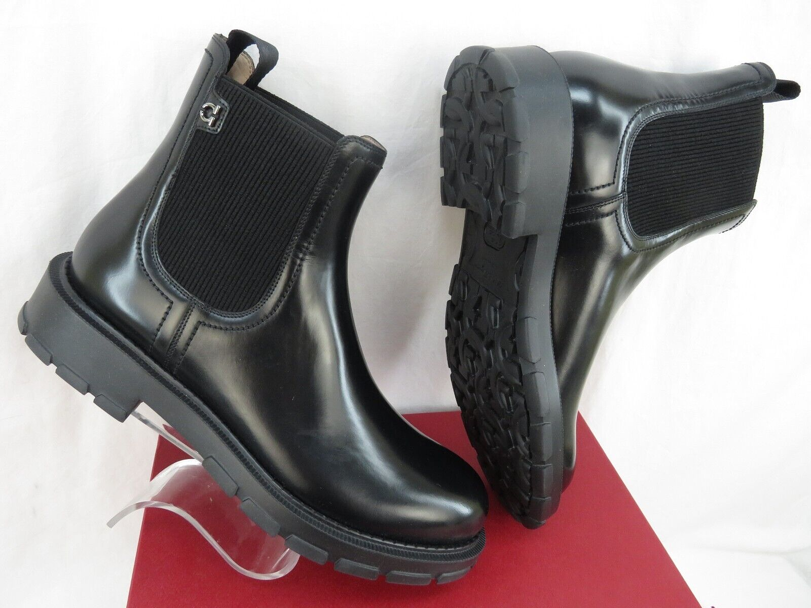 Pre-owned Ferragamo Iago Black Leather Gancini Logo Pull Chelsea Ankle Boots 9.5 Ee