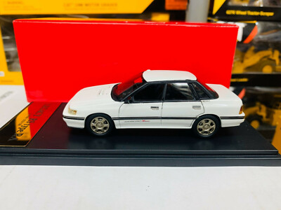 Subaru Legacy ホワイトミニカー 1/43 $_1.JPG?set_id=8800005007