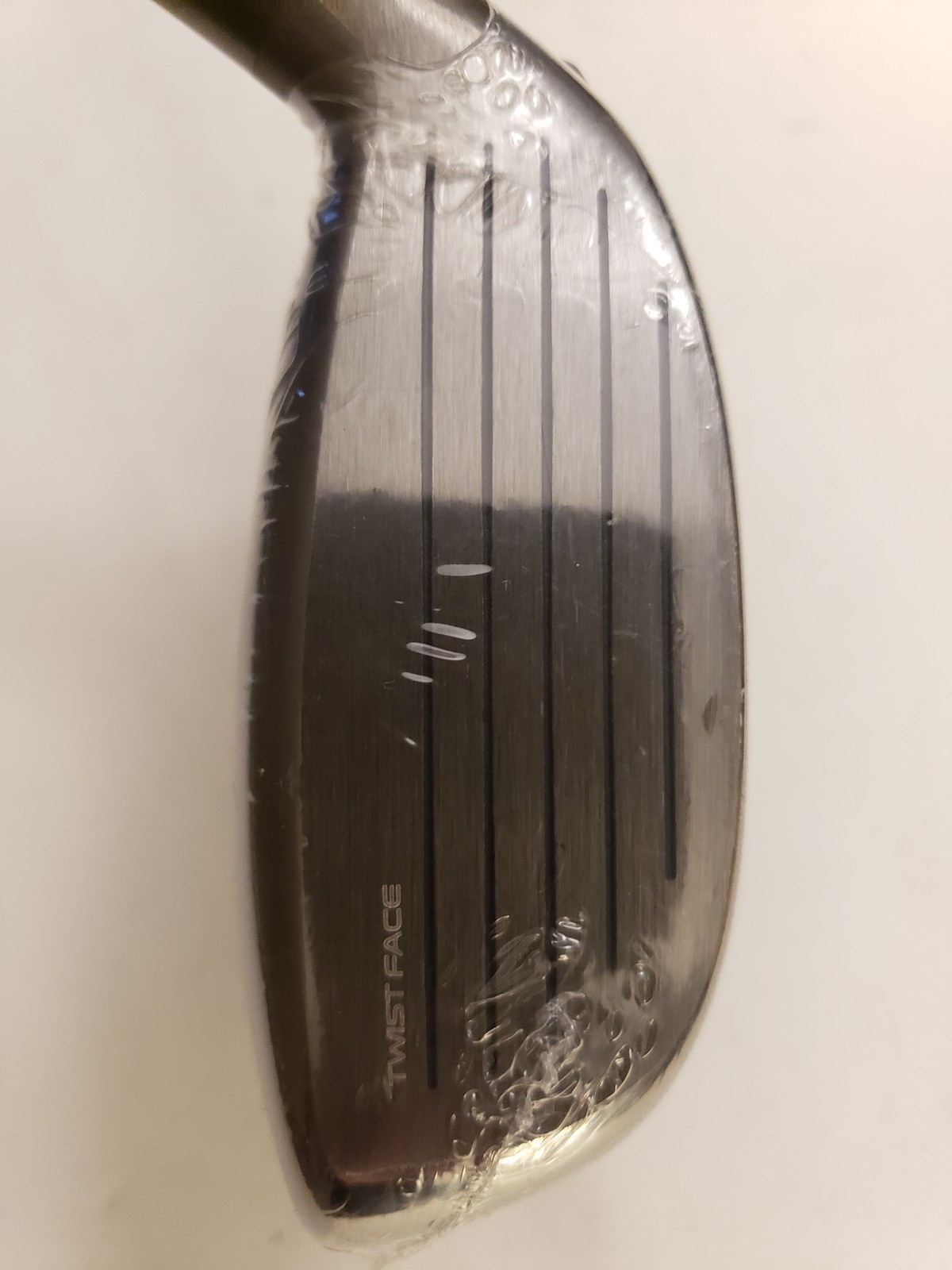 New TaylorMade Qi35 - 3 Hybrid 19* - Kai'li 85S Hy - Stiff - RH