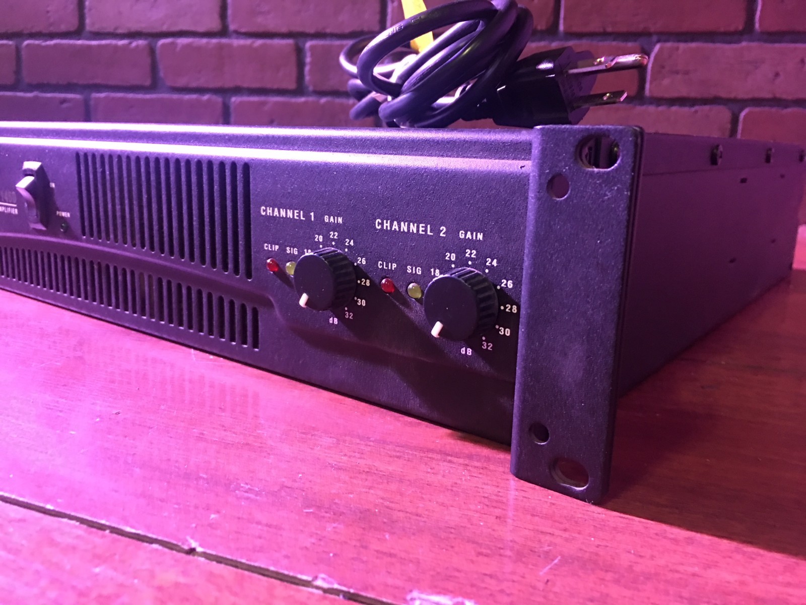 QSC Audio RMX 1450 2 Channel Professional Power Amplifier Please Read