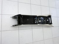 Mercedes CLS 250 C218 11-14 RHD Mittelkonsole Mercedes CLS 250 C218 11-14 18.11.2013 A2186806350 gebraucht Vorschau 2