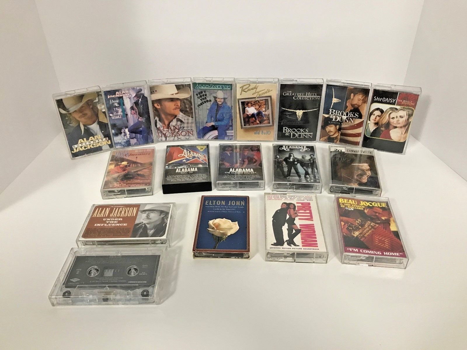 Cassette Tapes w/ Case Alan Jackson,Brooks&Dunn,Alabama,Shania Twain & More!!!!!