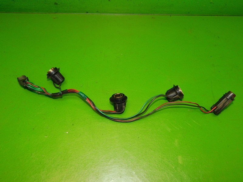84-87 Civic CRX Si OEM rear back tail light lamp wire harness plug L or R ONE