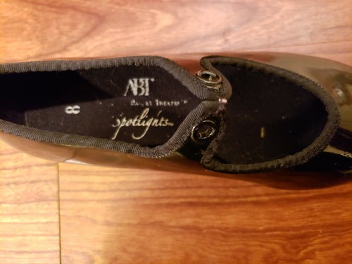 ABT SPOTLIGHTS TAP SHOES CHILD SIZE 1.5 BLACK SYNTHETIC PATENT LEATHER.