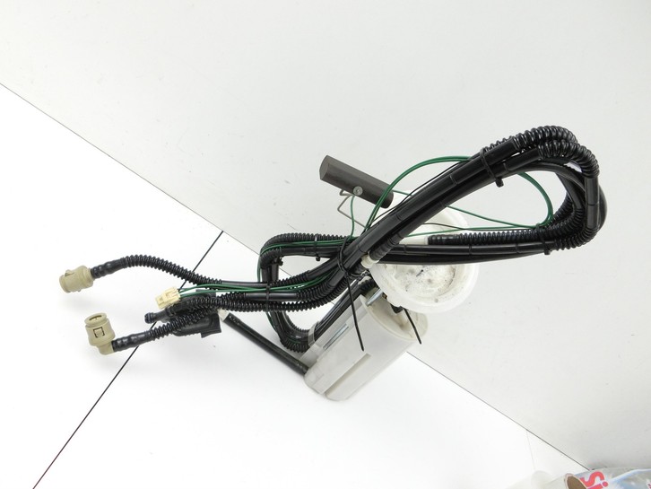 BMW E60 525i LCI 07-10 3.0 160KW Kraftstoffpumpe Kraftstoff Förderpumpe Tankgeber BMW E60 525i LCI 07-10 06.10.2008... Vorschau 3