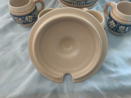 Antique German Tureen made by Steuler Keramik made between 1933-1950