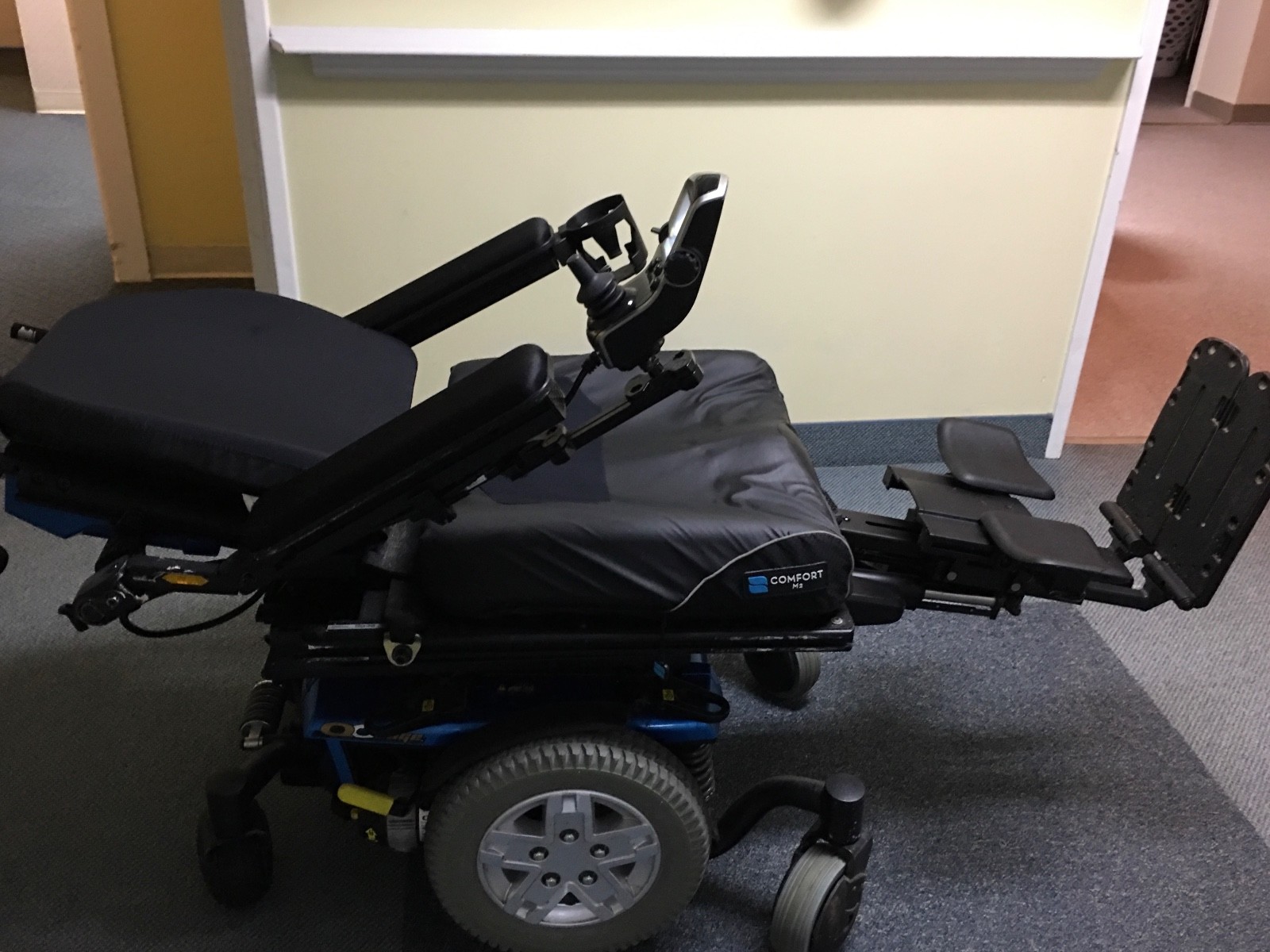Quantum Disabled Mobility Power Chair - Recliner