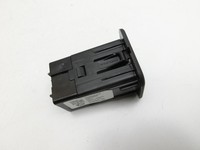 Jeep Compass II 17-21 USB Lade-Buchse Anschluss Jeep Compass II 17-21 12.03.2019 5UV99LXHAA 735579645 33288989-02... Vorschau 4