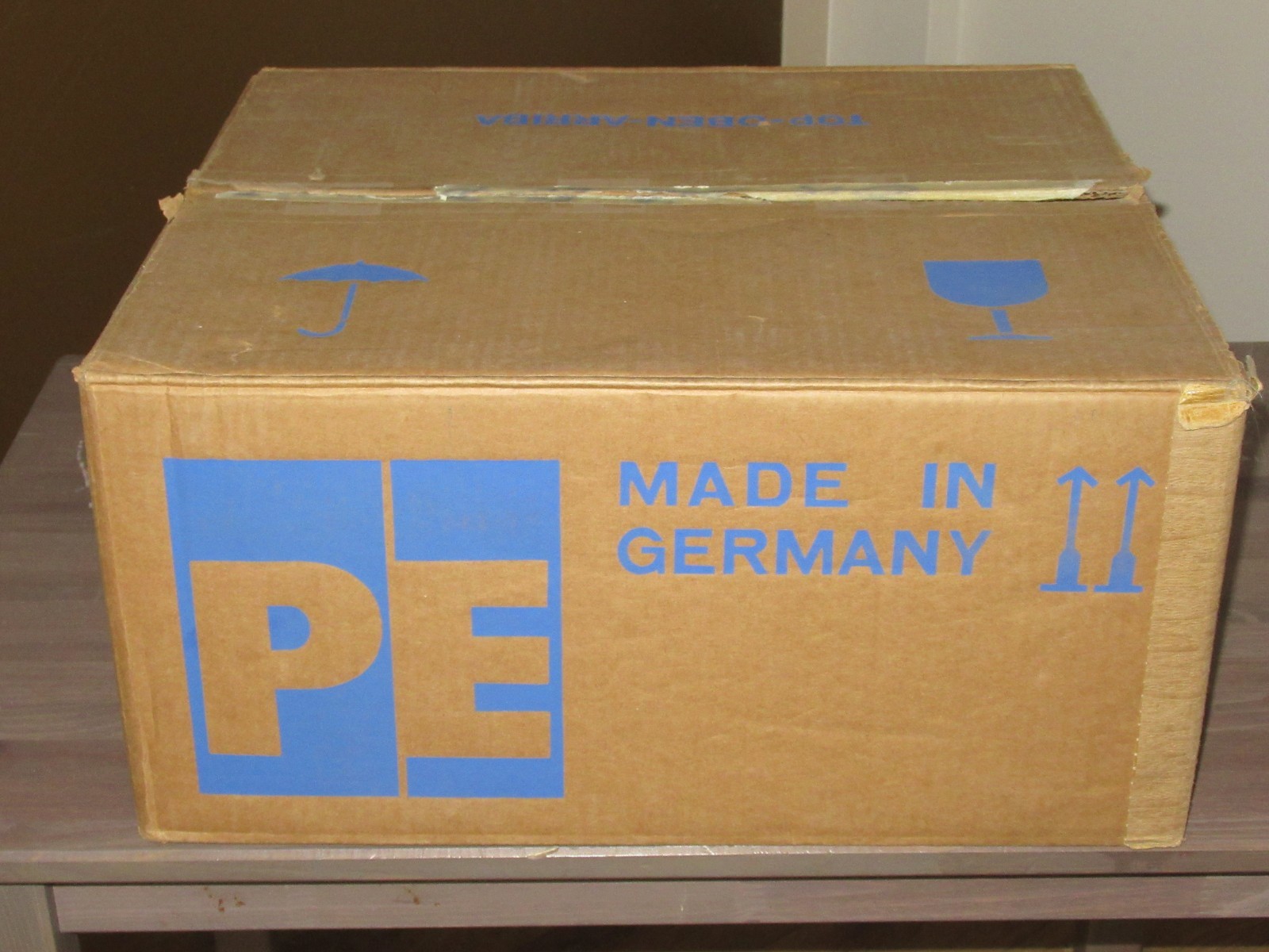 PE 3012 Vintage Turntable record player new old stock Made in Germany