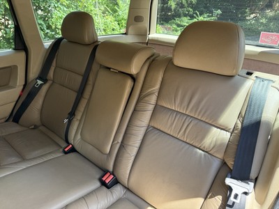 image 4 of interior