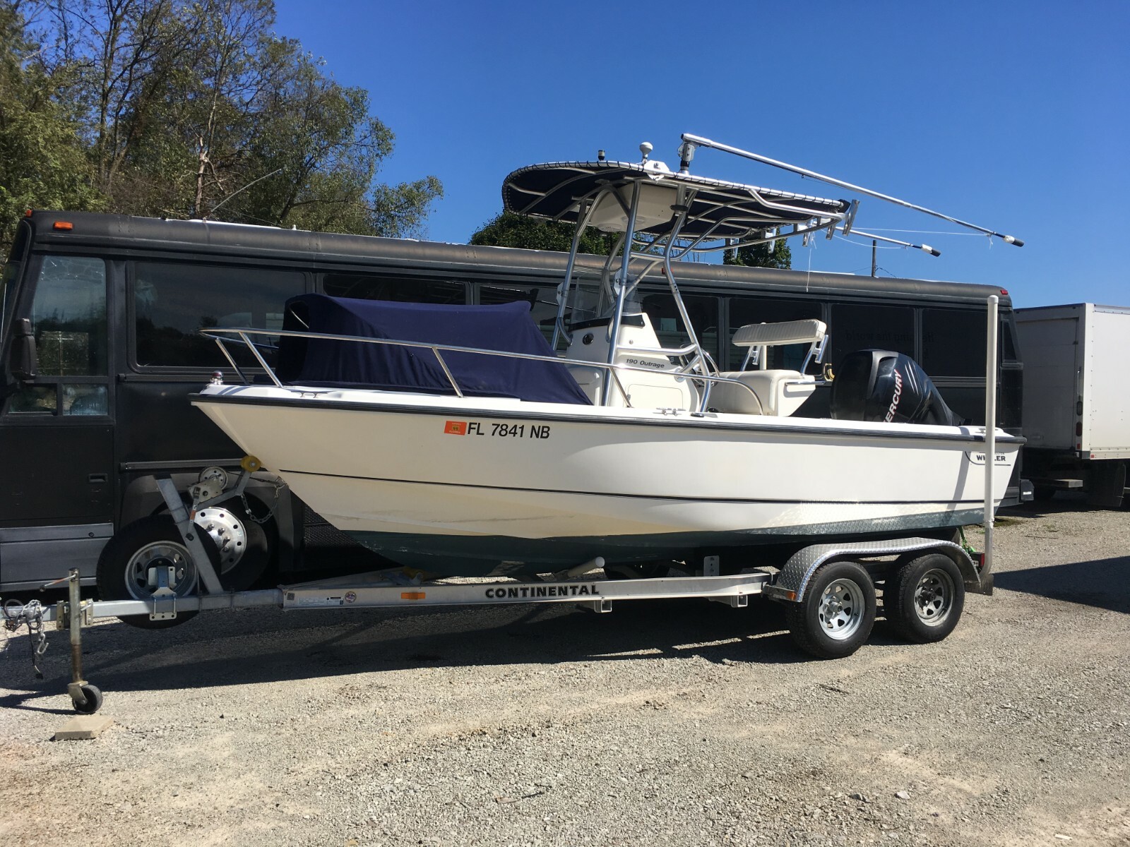 2006 BOSTON WHALER OUTRAGE 190