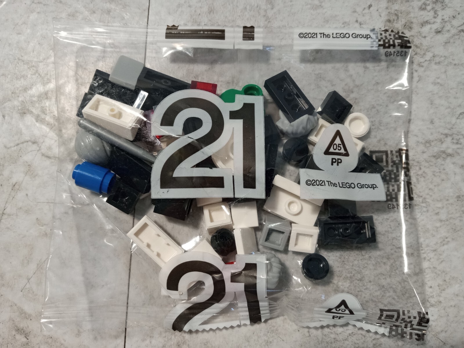 LEGO Ideas: Home Alone 21330 BAG #21-C SEALED | eBay