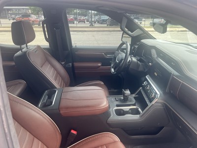 image 3 of interior